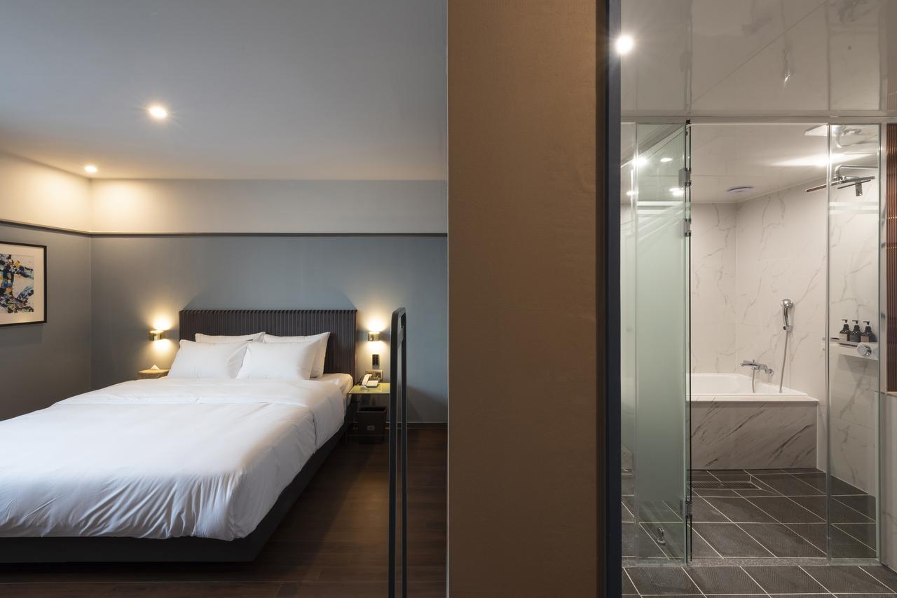 Brown-Dot Hotel Gupo Busan Ngoại thất bức ảnh
